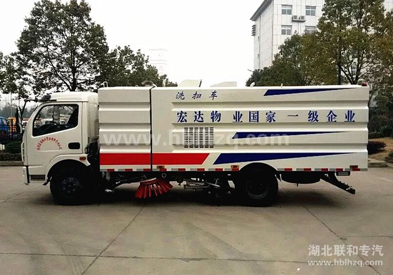 东风大多利卡洗扫车5
