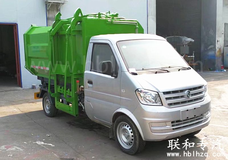 东风俊风3方挂桶垃圾车 (1)