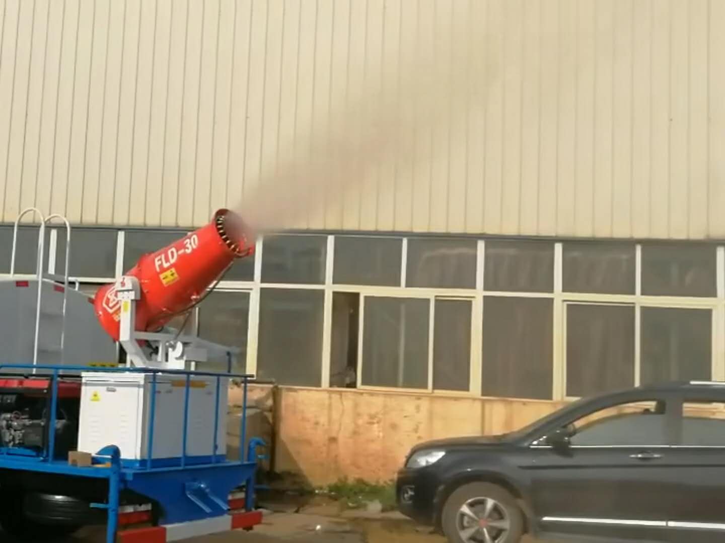 30米雾炮车喷雾效果视频视频