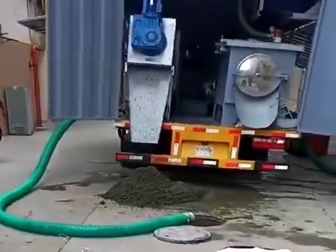 污水净化车实地测试视频
